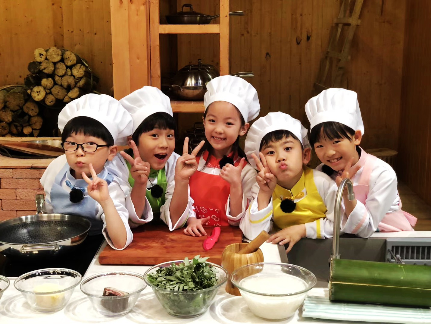 {ONEBETS娛樂}(美食节目名称大全集)